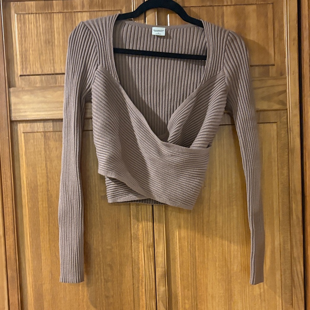 Abercrombie & Fitch Taupe Brown Ribbed Crossover Sweater Top size M